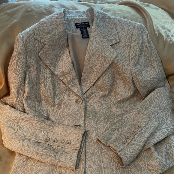 Worthington women’s short brocade blazer - Picture 2 of 5